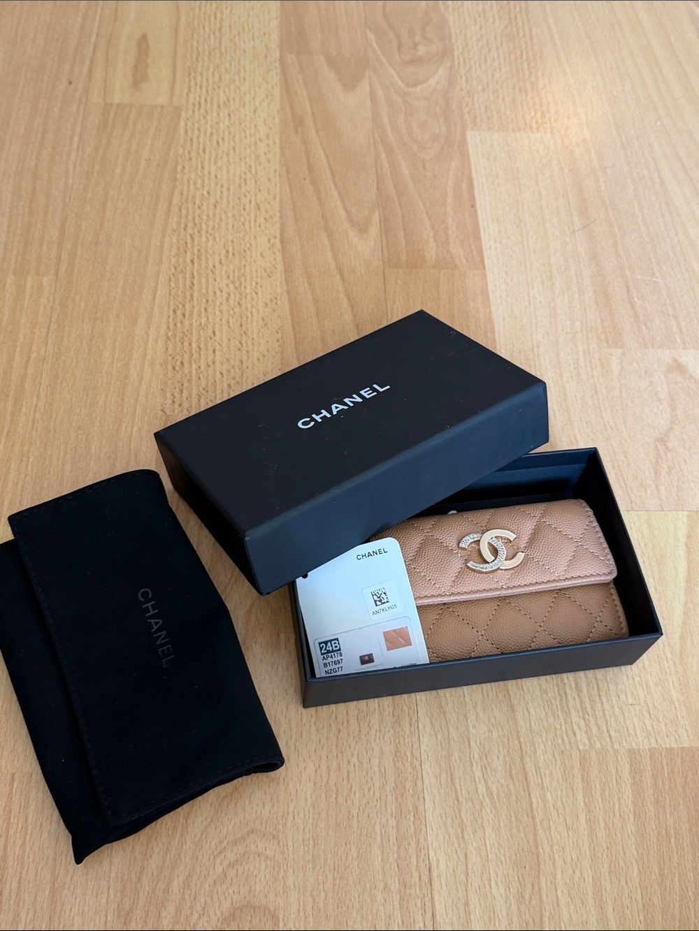 Chanel flap card holder
